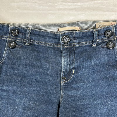 Gap Shorts Limited Edition Womens Size 12 Denim Jean Bermuda 4-Buttons Design Cuff