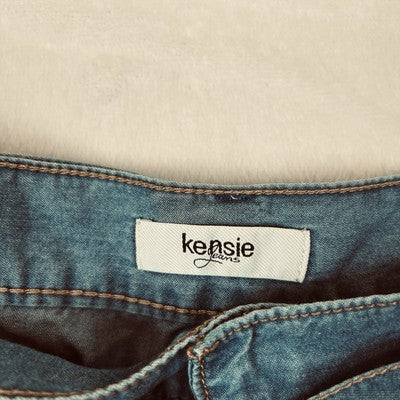 Kensie Blue Denim Shorts Women Size 8/29 Cuffed Hem Belted Lightweight Chambray