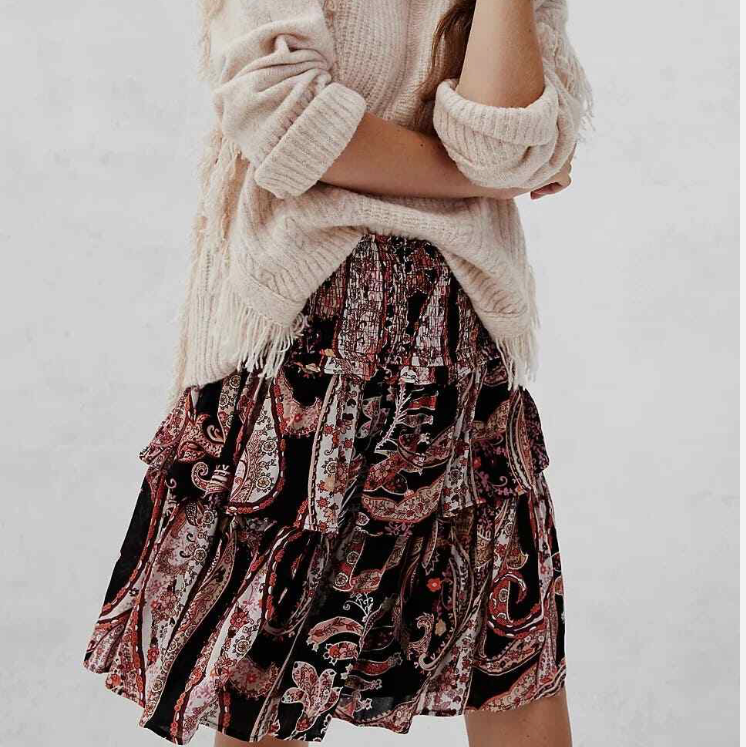 By Anthropologie Womens Mini Skirt Size M Tiered Layered Stylish Paisley Design